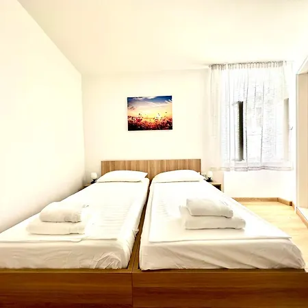 Casa Mirjan شقة بيران