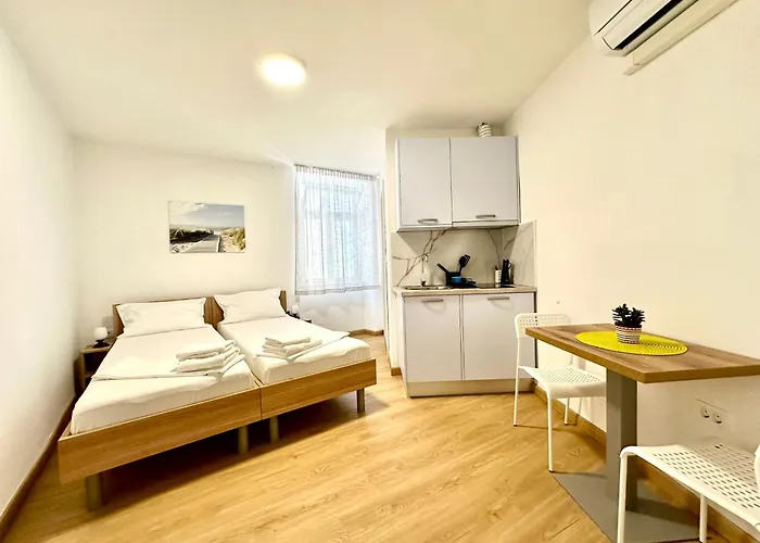 Casa Mirjan Apartment